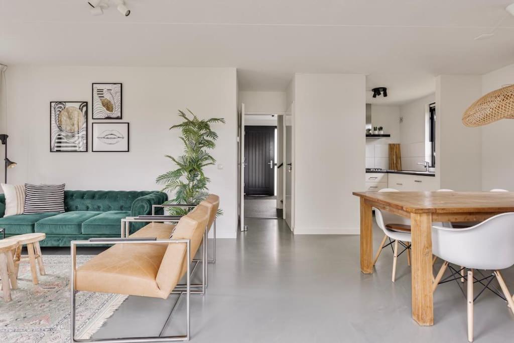 Vakantiehuis Aan Het Water -Incl Laadpaal- Ewijk Exteriér fotografie